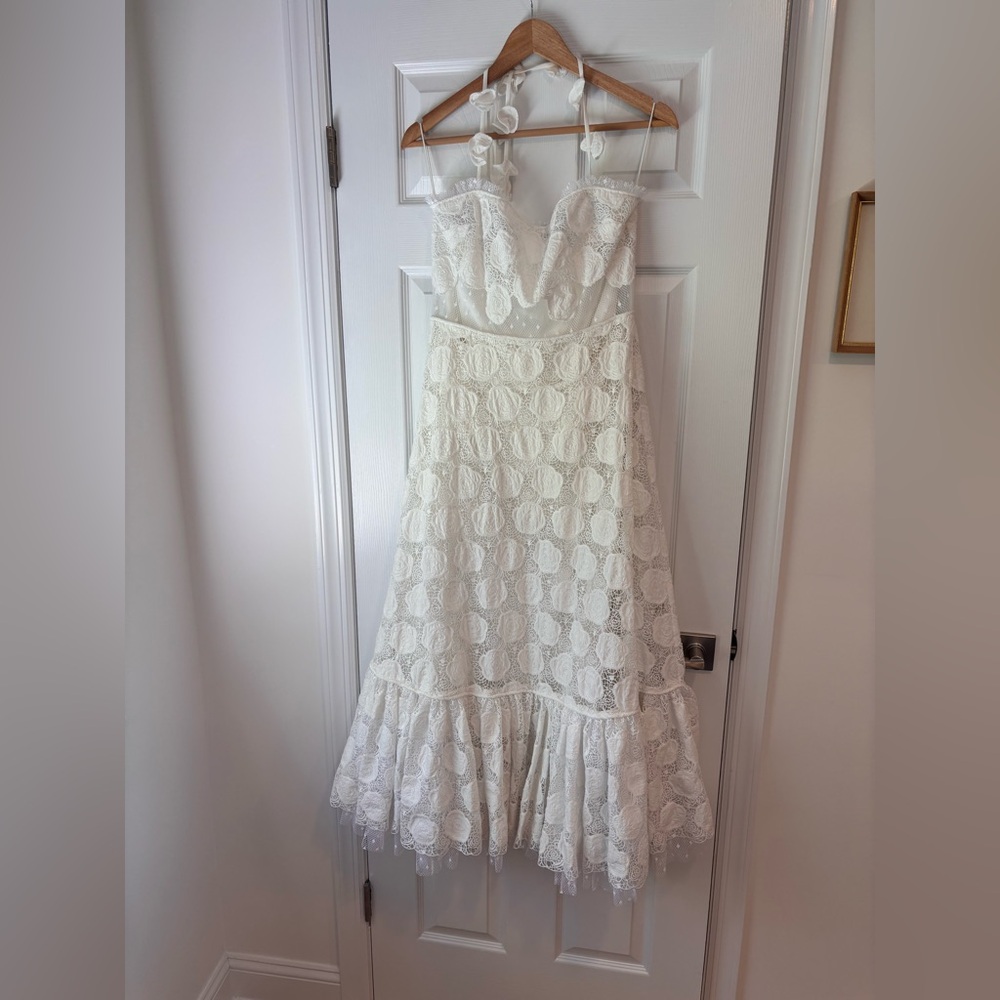 Alexis Women's White Villanelle Embroidered Lace Maxi Dress size L - Picture 4 of 9